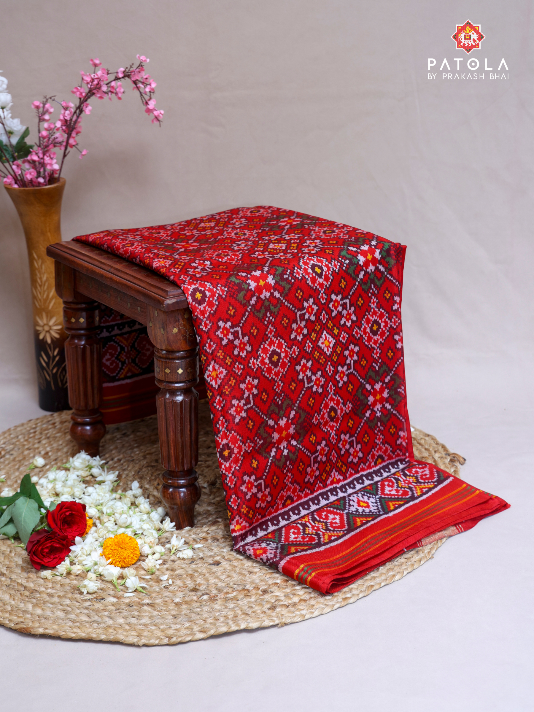 Navratna Design With Selaari Border Semi Double Ikat Patola Saree